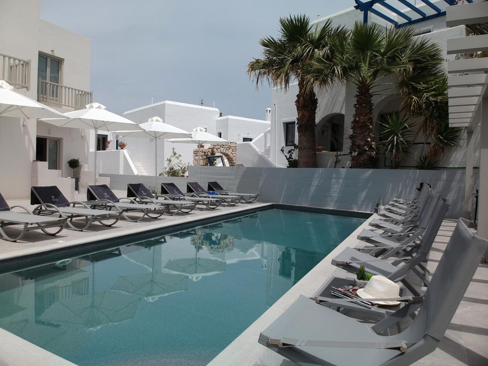 Angels Pillow Luxury Boutique Residence - Adults Only Науса Екстериор снимка