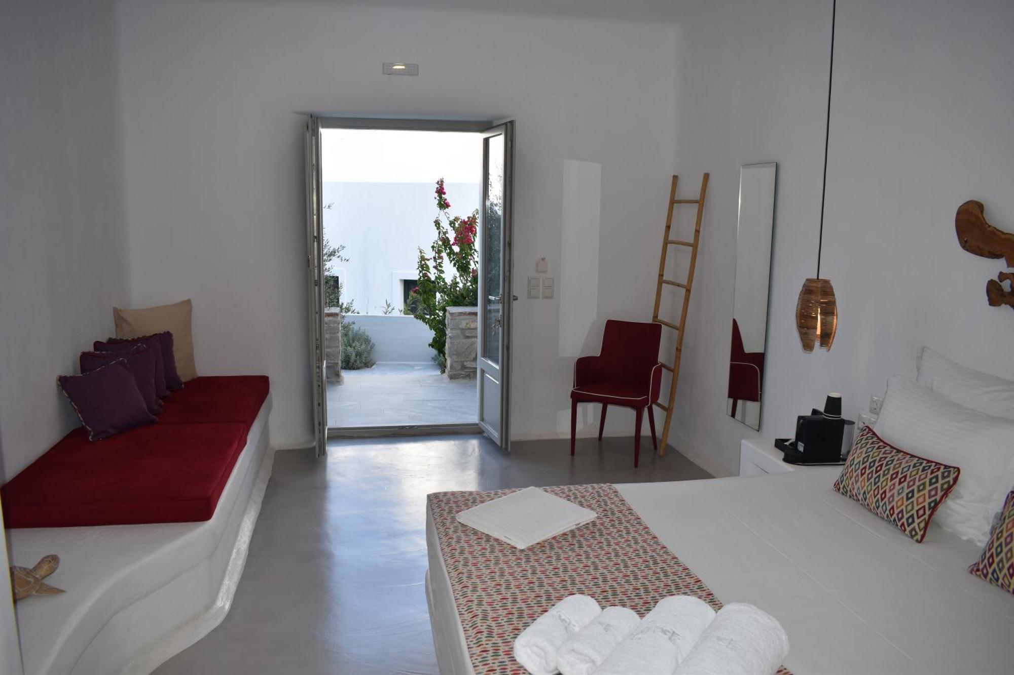 Angels Pillow Luxury Boutique Residence - Adults Only Науса Стая снимка